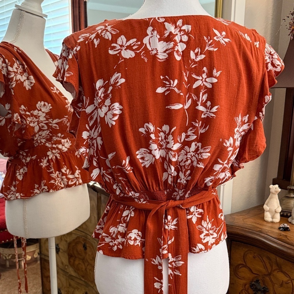 MINKPINK Rust Floral Ruffle Blouse - Picture 4 of 10